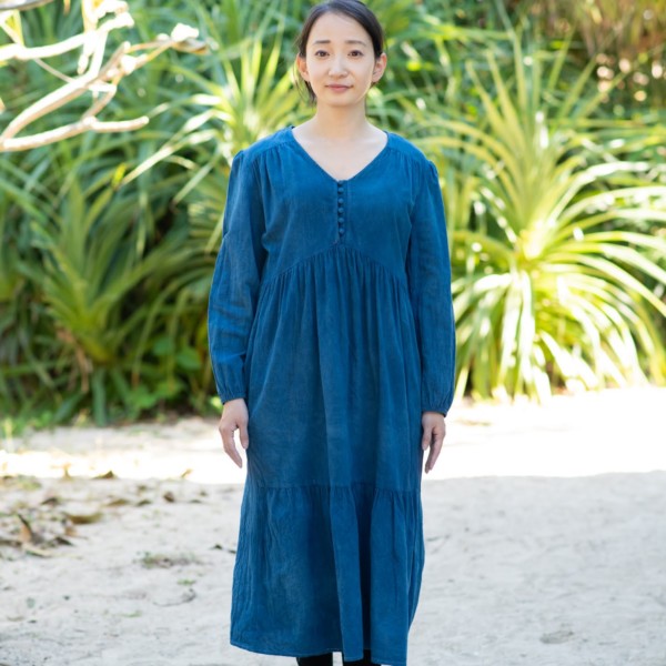 琉球藍綠色連衣裙